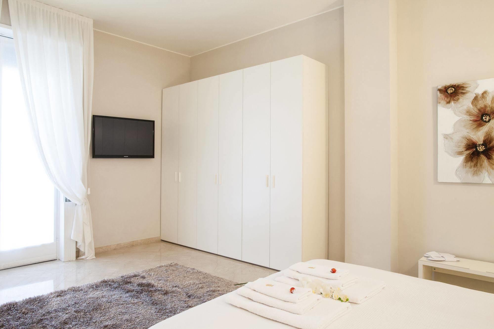 Milan Royal Suites Kültér fotó