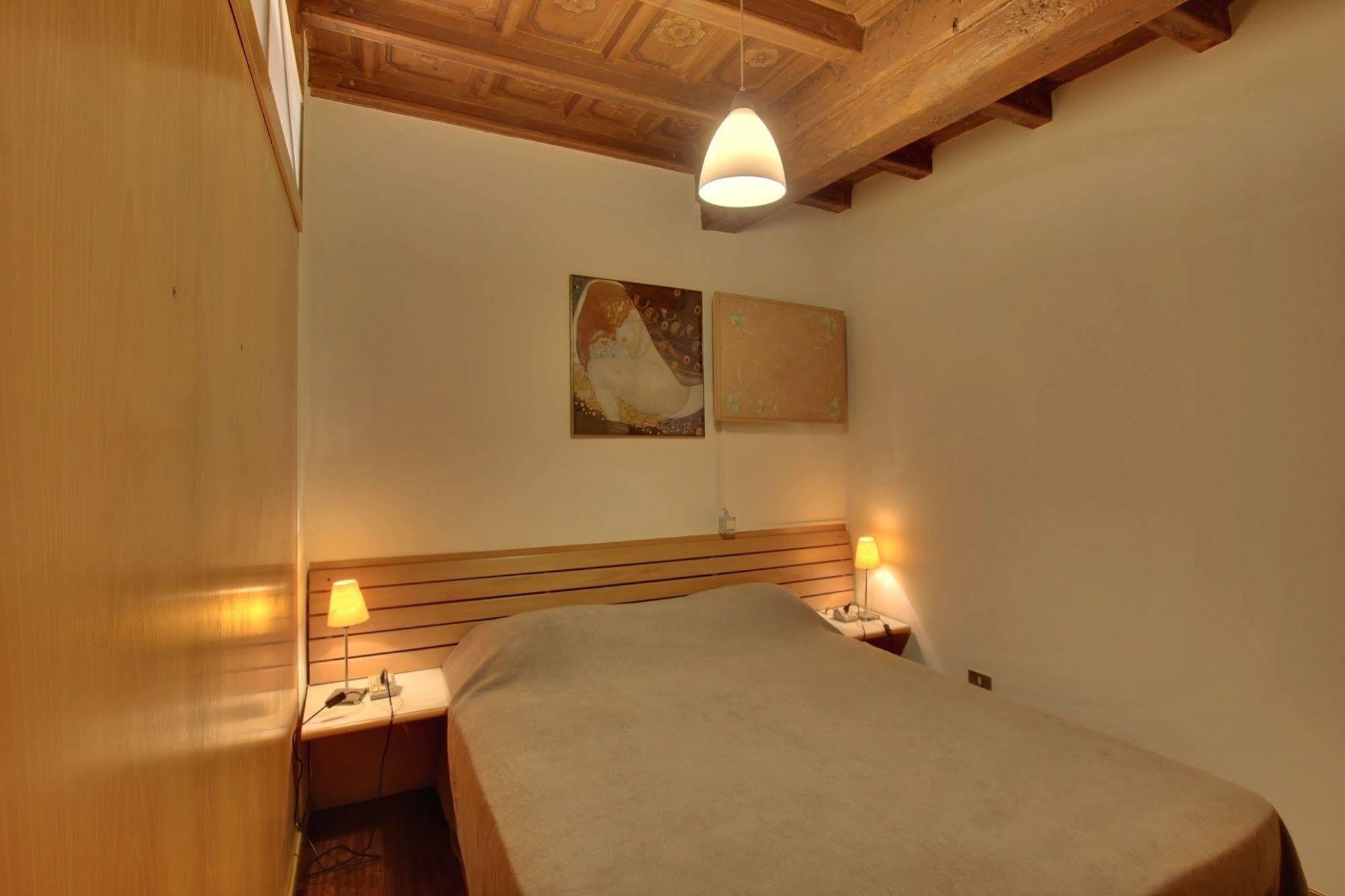 Milan Royal Suites Kültér fotó