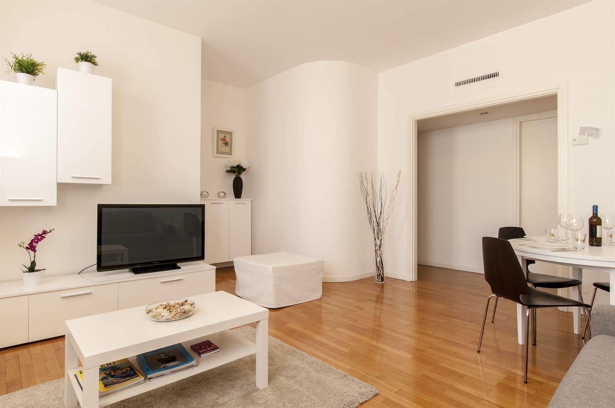 Milan Royal Suites Kültér fotó