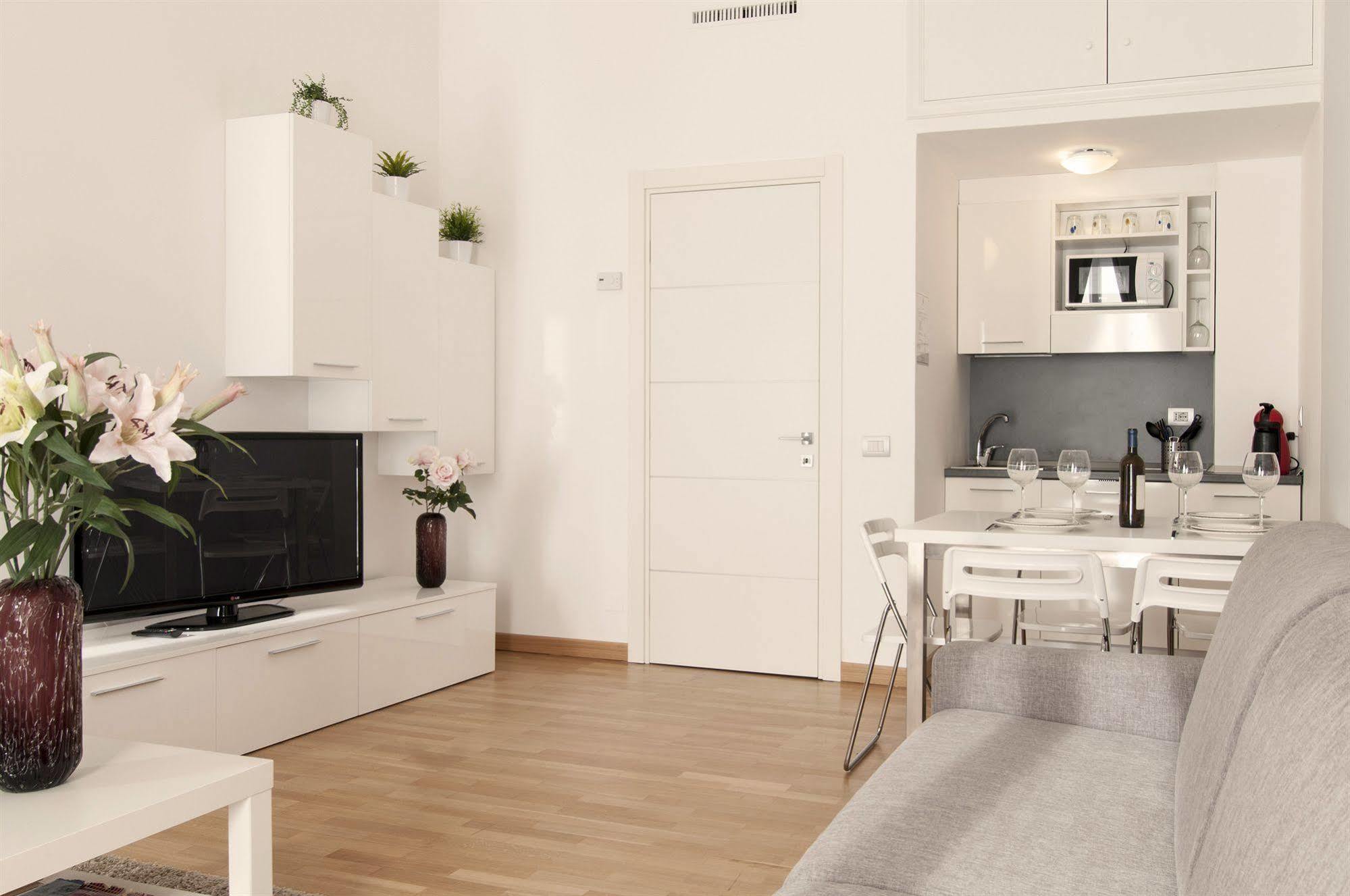 Milan Royal Suites Kültér fotó